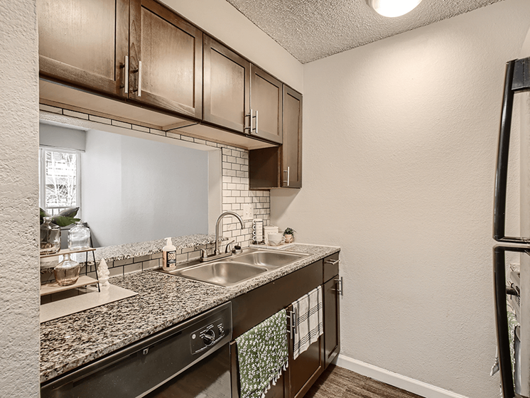 newly renovated kitchen at Denver CO apartments